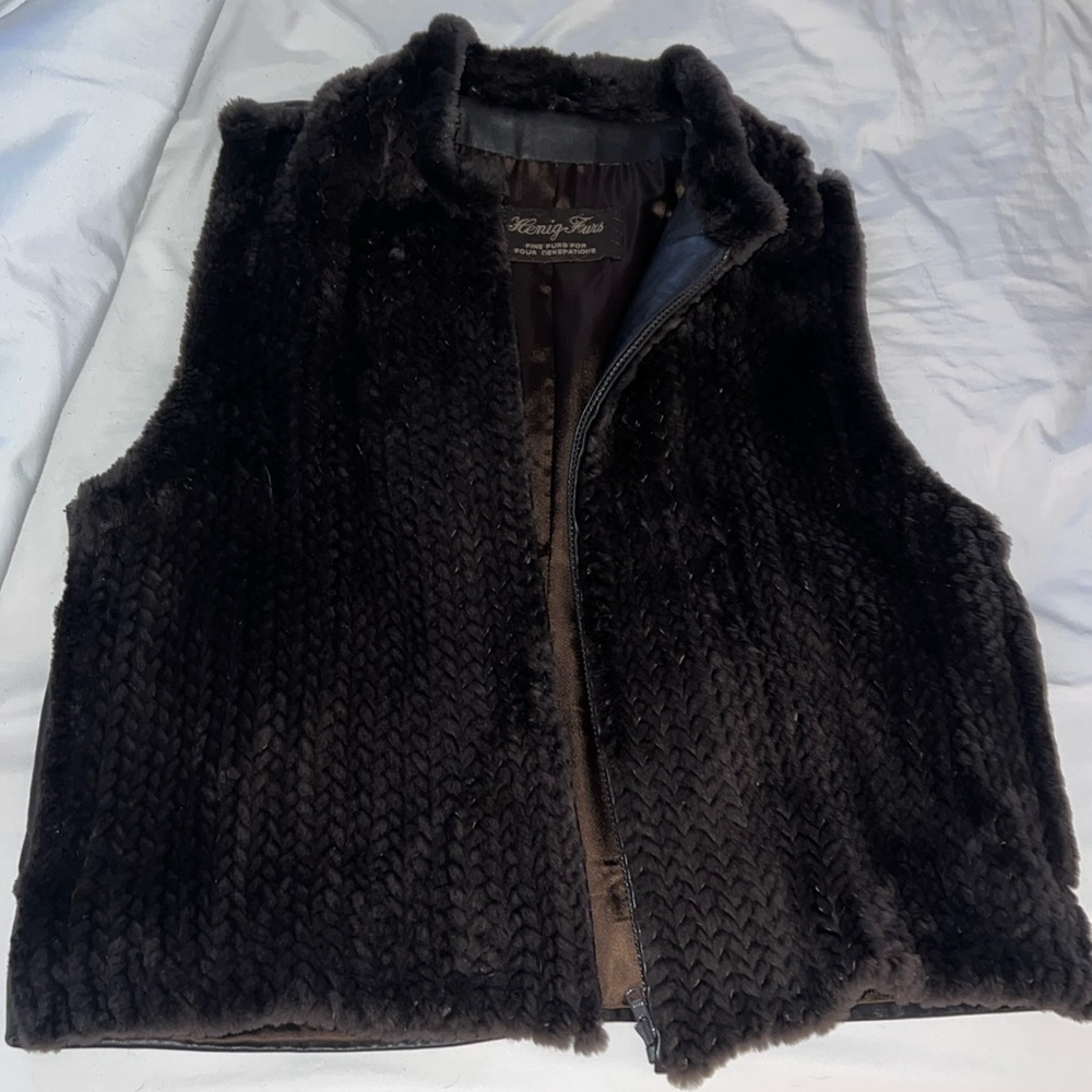 Henig Furs knitted & leather fur vest
Fine furs for four generations